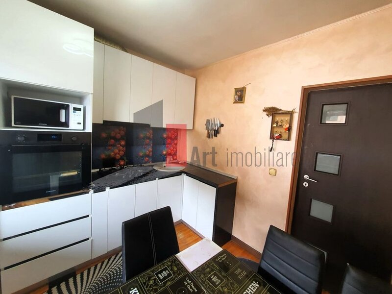 Chiajna, Militari Residence, vand apartament 3 camere+loc de parcare.